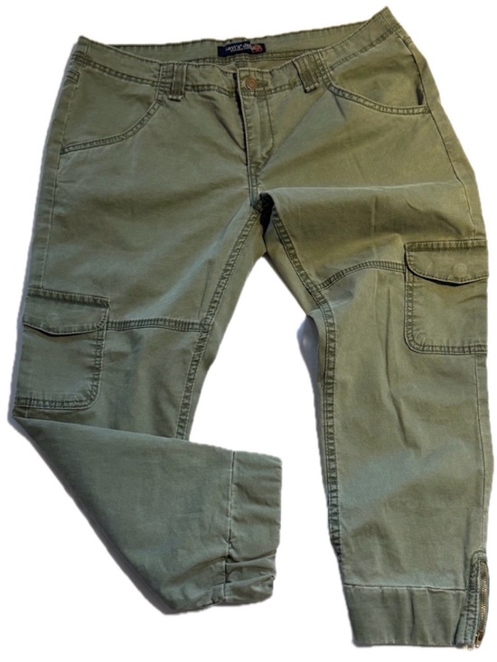 Levi's Denim - Y2K 2000’s Levi's Low Rise Baggy Cargo Capri Crop Pants Army Green Sz 13